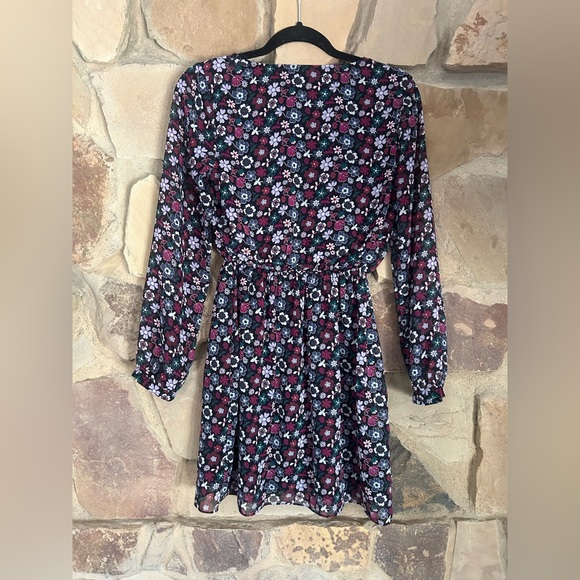 Express Floral Dress - Picture 5 of 6